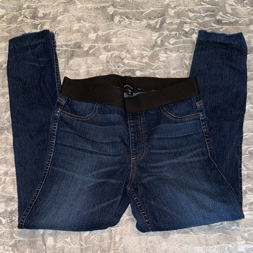 Karen Kane Dark Indigo Jeggings with Black Waistband